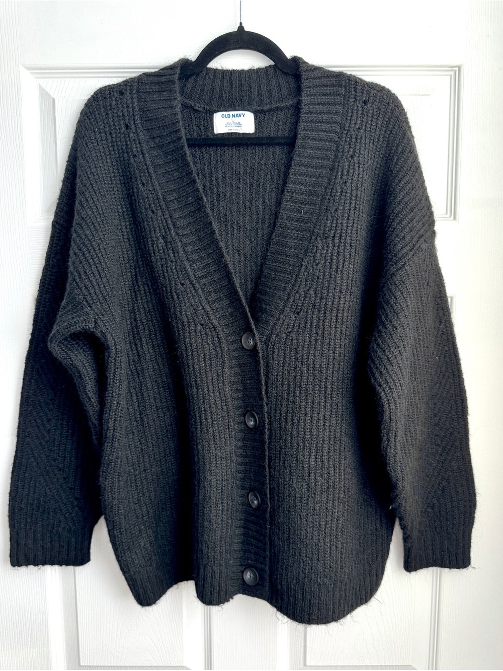 Old Navy Black Oversized Ribbed V-Neck Button Cardigan, Size Large - NWT